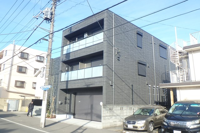 建物外観　管理体制の行き届いた、積水ハウス施工のシャーメゾンシリーズ！