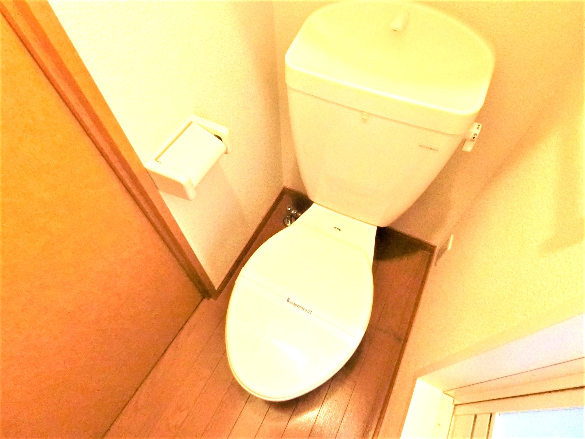 トイレ　バストイレ別で清潔感のあるトイレです☆