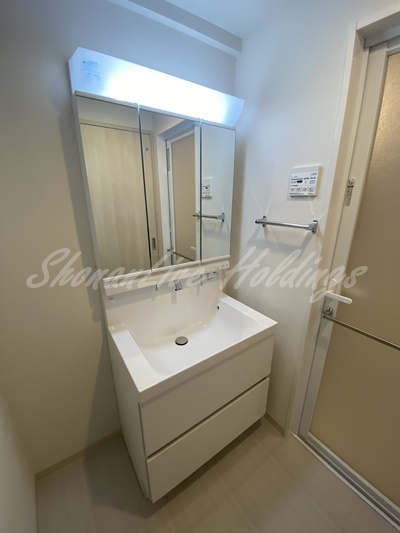 洗面設備　人気の独立洗面♪