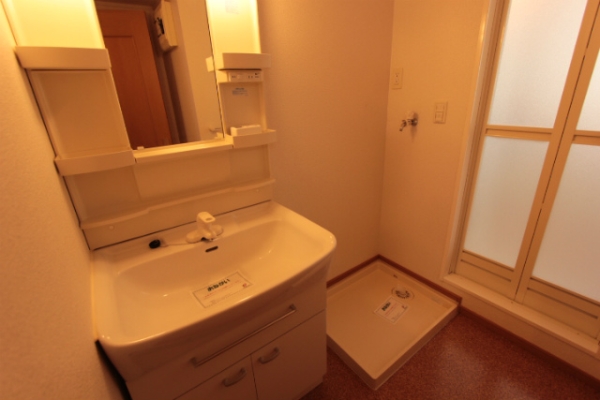 洗面設備　*洗面所*