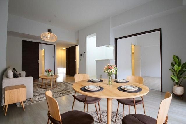 居室・リビング　ＣＧで家具等を配置したもので家具等は含まれません。