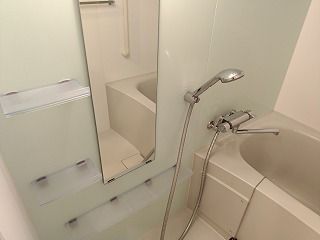 バス・シャワールーム　日々の暮らしに欠かせないお風呂です