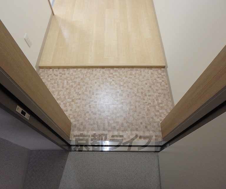 玄関　玄関写真です。