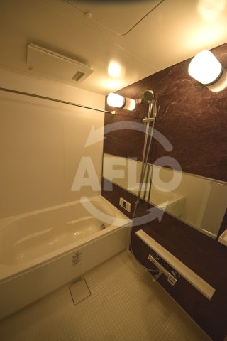 バス・シャワールーム　スプランディッド難波元町　バスルーム1418サイズ