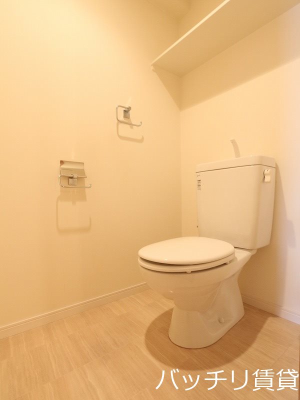 トイレ　画像は同シリーズタイプの為、現状優先になります。