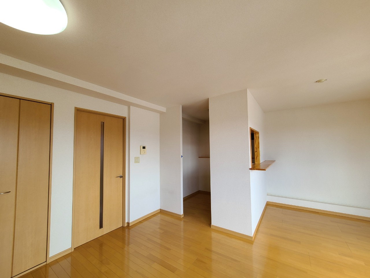 居室・リビング　円上ヒルサイド