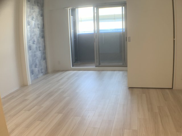 居室・リビング　エアコン付きで快適に過ごせます♪