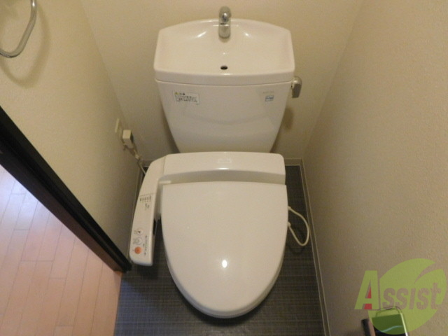 トイレ　ウォフレット付きで設備充実