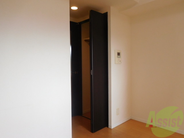 収納　収納も単身の場合これぐらいあれば十分です。