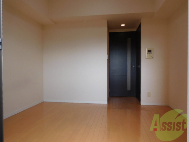 居室・リビング　ピッカピカのフローリングです