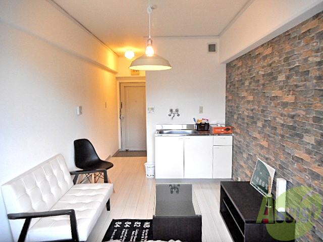 居室・リビング　壁のクロスがオシャレな洋室のお部屋です！