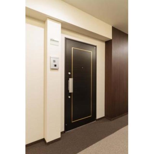 玄関　※写真は同タイプ住戸です。