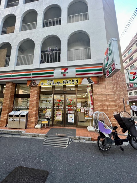 コンビニ　セブンイレブン大阪江之子島1丁目店（コンビニ）まで240m