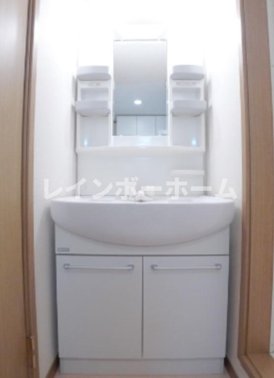 洗面設備　広い洗面スペース