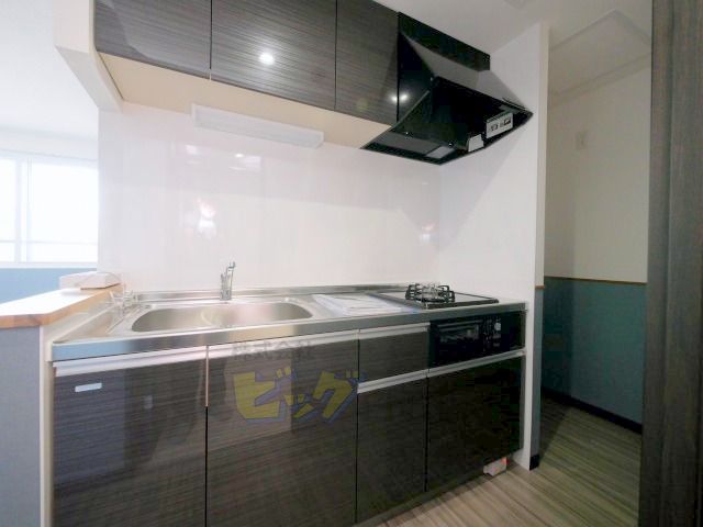 キッチン　人気の独立式システムキッチンです♪