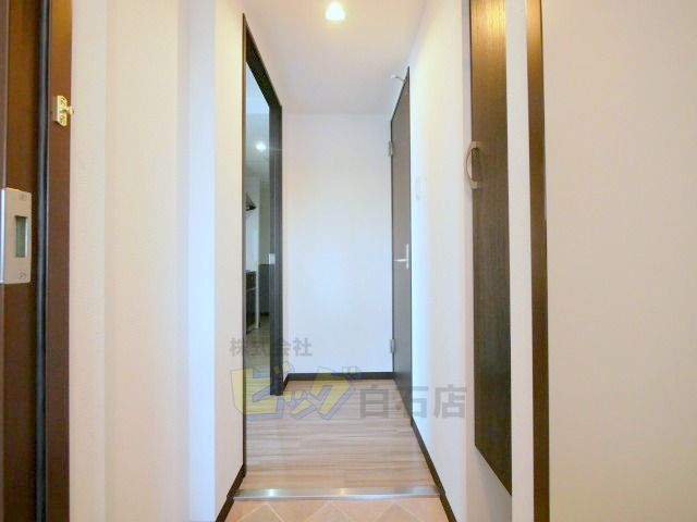 玄関　広々とした玄関です♪