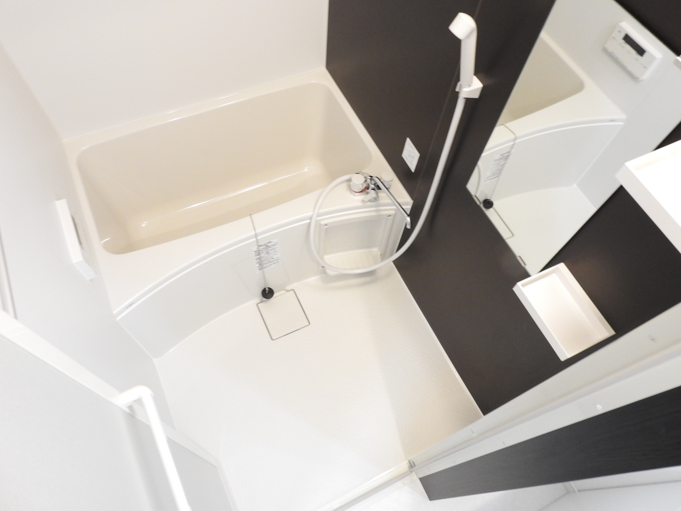 バス・シャワールーム　※別号室のお写真になります。