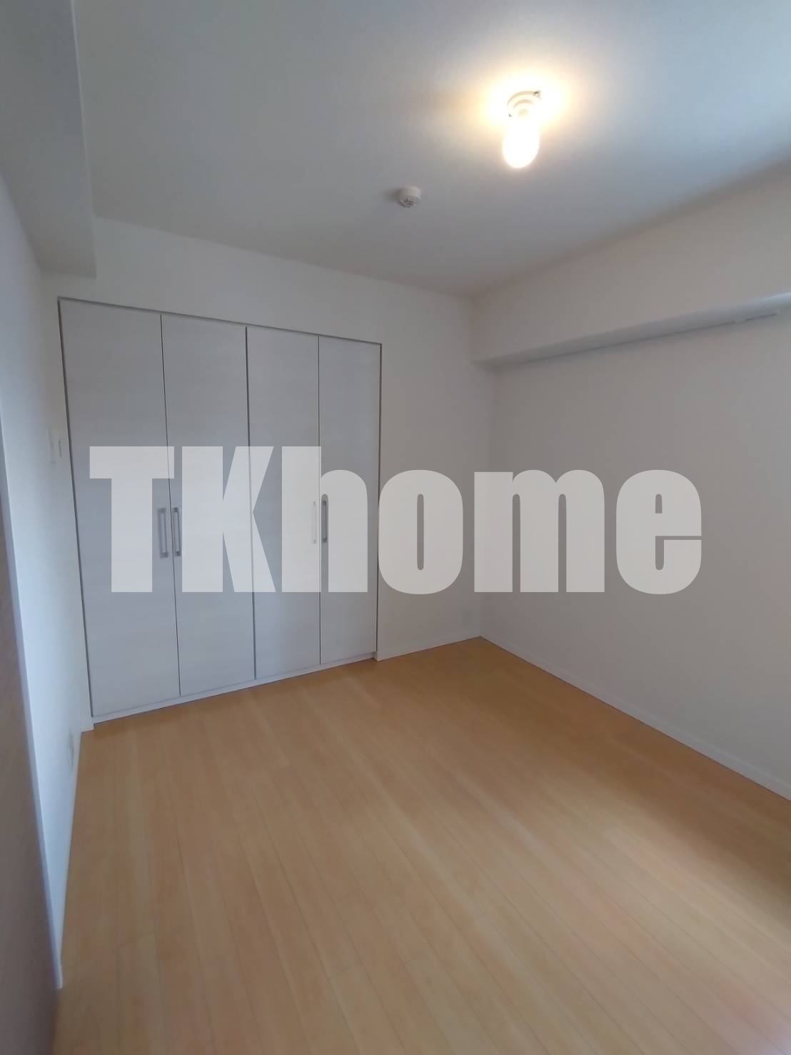 その他　洋室フローリング５.6帖