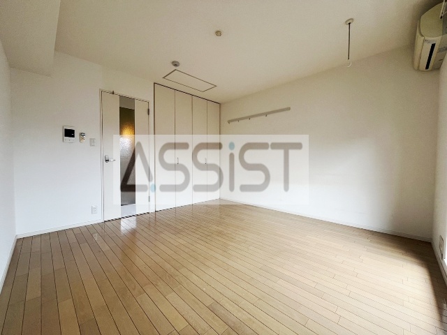 居室・リビング　LINEでのお問い合わせもお待ちしております♪