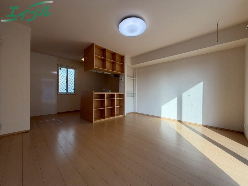 居室・リビング　同型別部屋参照