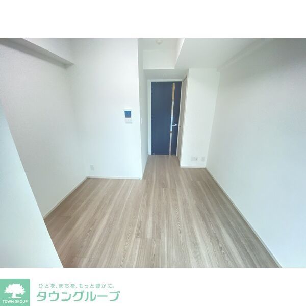 居室・リビング　玄関