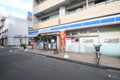 コンビニ　ローソン 巣鴨江戸橋通店（コンビニ）まで150m