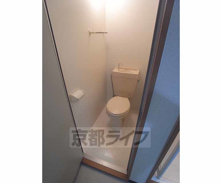 トイレ　キレイで清潔感あります。