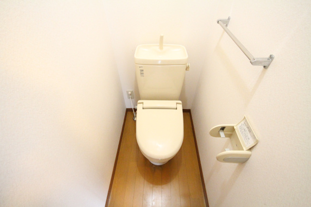 トイレ　☆温水洗浄便座☆