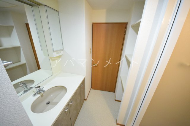 洗面設備　洗面所です