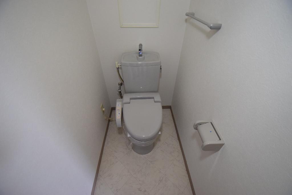 トイレ　シャワー付トイレ