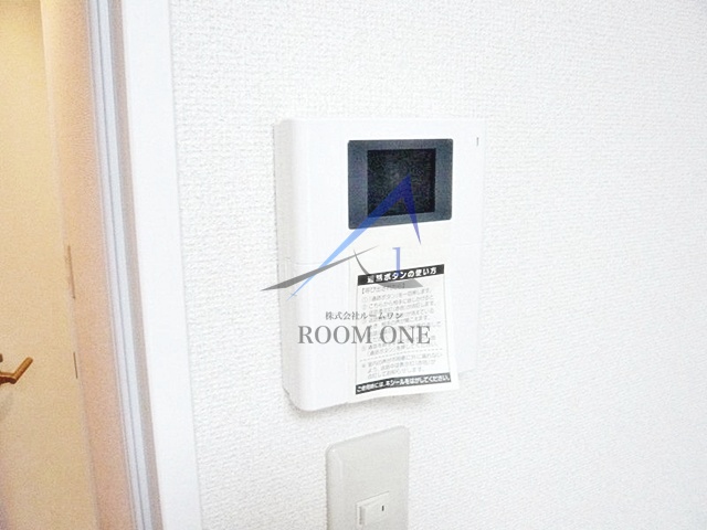 セキュリティ　モニター付きインターホンです。