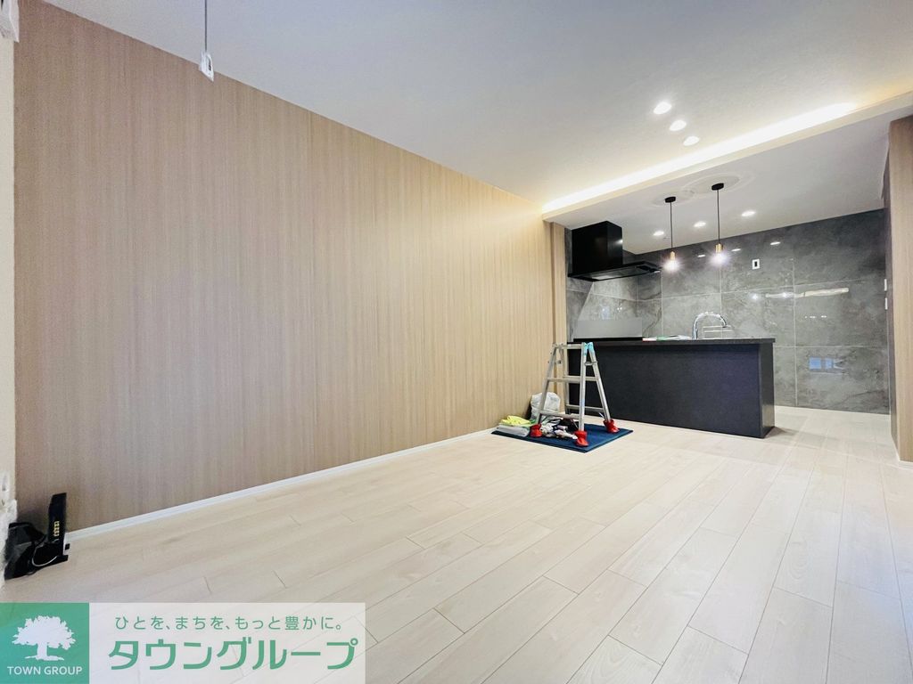 居室・リビング　駐車場