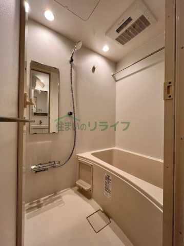 バス・シャワールーム　※参考写真です。似た間取りの別部屋になります。