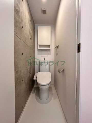 トイレ　※参考写真です。似た間取りの別部屋になります。