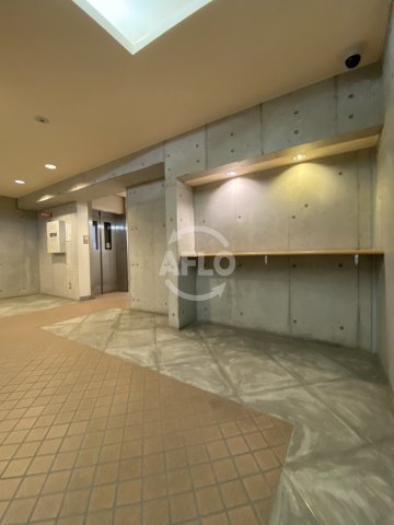 ロビー　アーバンコンフォート堀江　ロビー