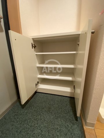 収納　アーバンコンフォート堀江　シューズボックス