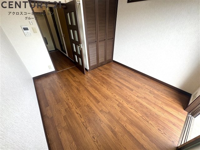 居室・リビング　エアコン付きで初期費用を抑えられます♪