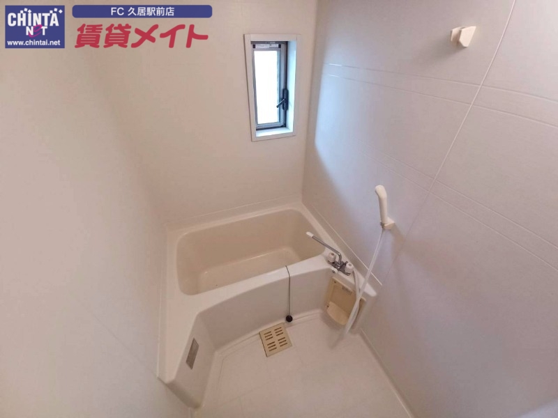 バス・シャワールーム　同型参考写真