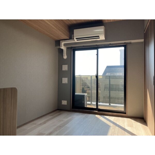 居室・リビング　※別部屋参考写真となります※