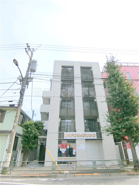 建物外観　2009年3月築　RC鉄筋コンクリート造地上5階建ての人気賃