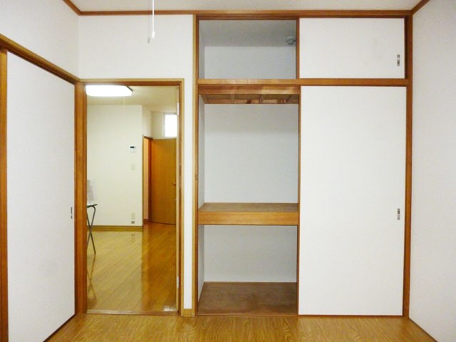 収納　大きな押入で収納ばっちり☆