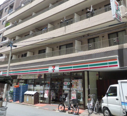 コンビニ　セブンイレブン港区麻布十番3丁目店（コンビニ）まで154m