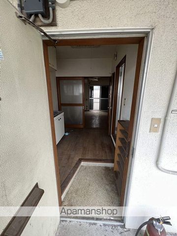 小田急小田原線 東海大学前駅 徒歩20分 2階建 築43年の玄関写真