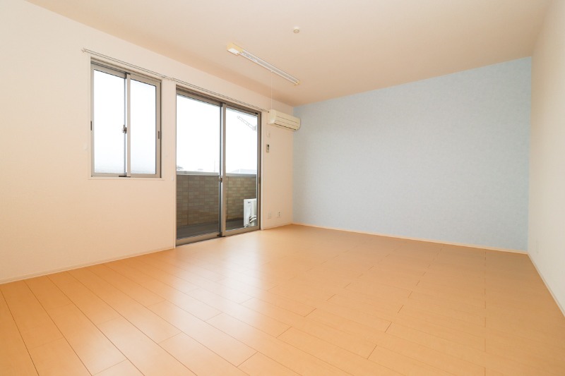 居室・リビング　図面と現状に相違がある場合には現状を優先
