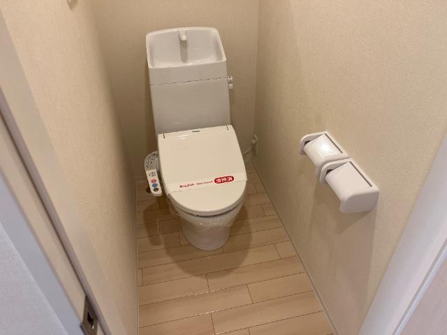 トイレ　シャワー付トイレ