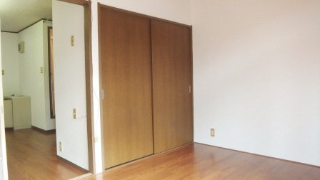 その他部屋・スペース　フローリング使用です。