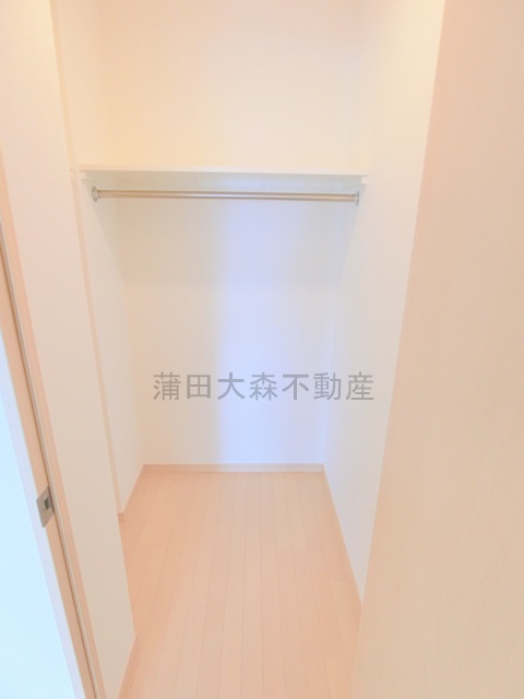収納　リビング横洋室6.2帖の大型収納　ウォークインクローゼット！