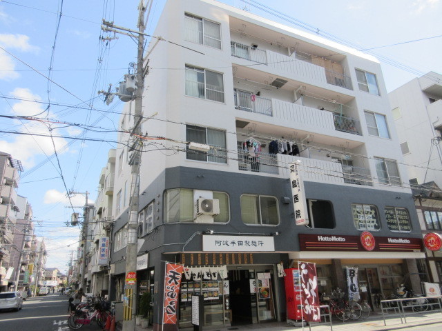 建物外観　上新庄駅まで徒歩４分です