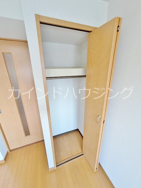 収納　洋室収納