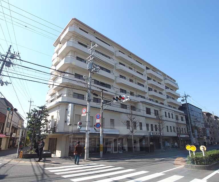 建物外観　・お問い合わせは京都ライフまで・